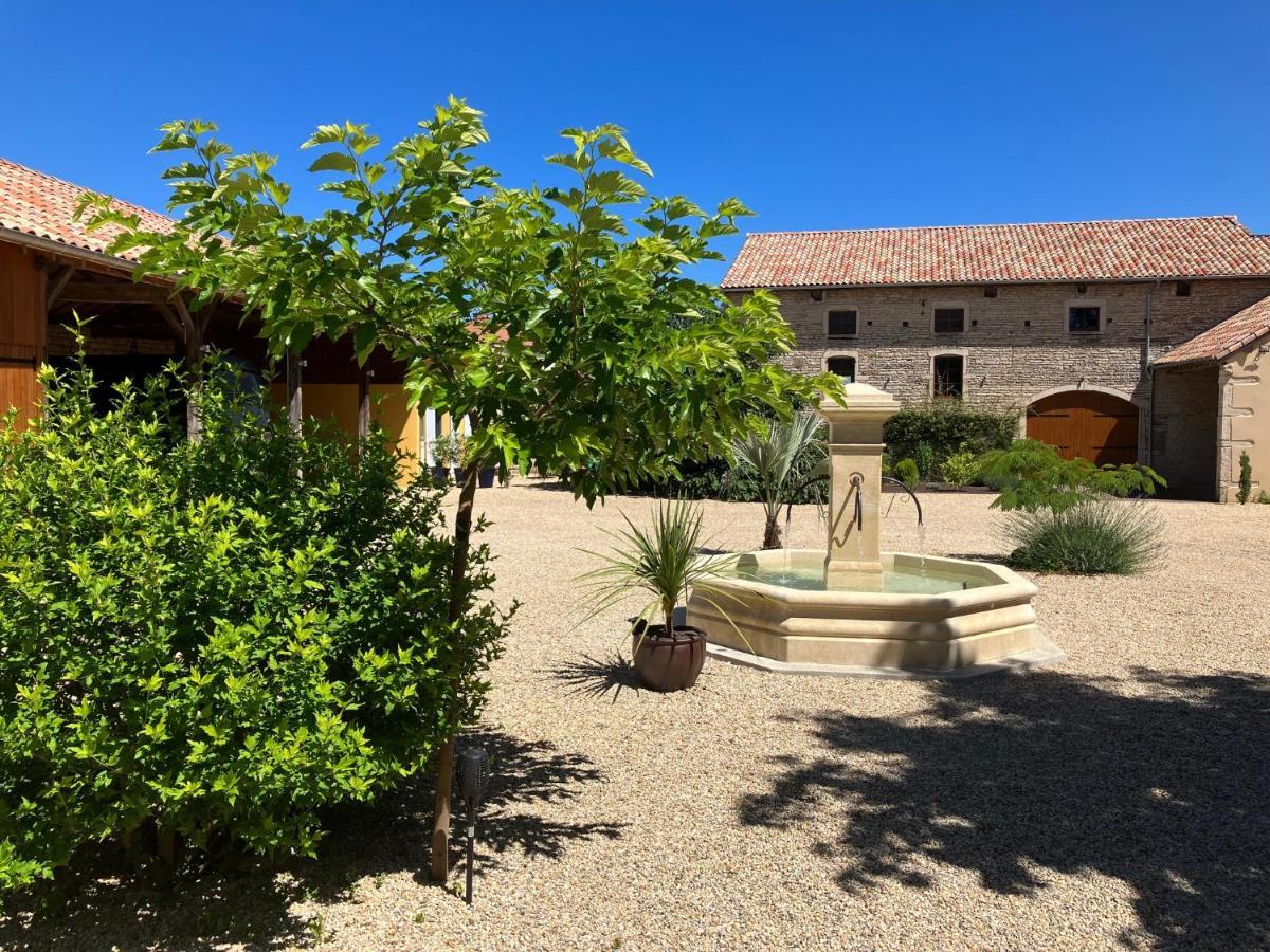 Le Clos De Quintaine Chambres d'Hôtes Clessé Exterior foto